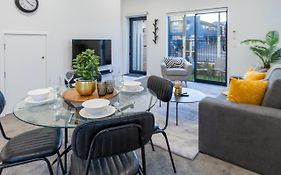 3 Bedroom 2 Bath Central City